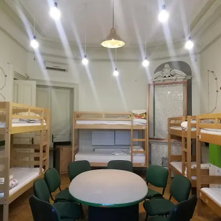 Hostel Pura Vida Hub *